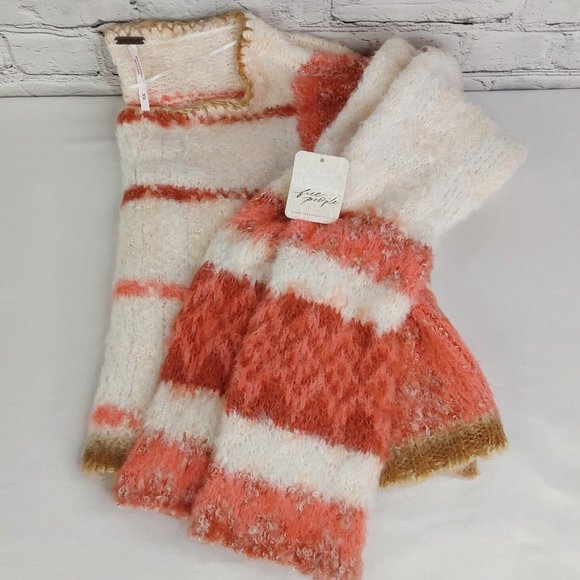 'FREE PEOPLE' 'EMERSON' ROMANC PATTERN~SLEEVE V-LINE HEATHER SWEATER - Picture 7 of 16